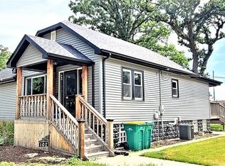 102 Summer St, Shorewood, IL 60404
