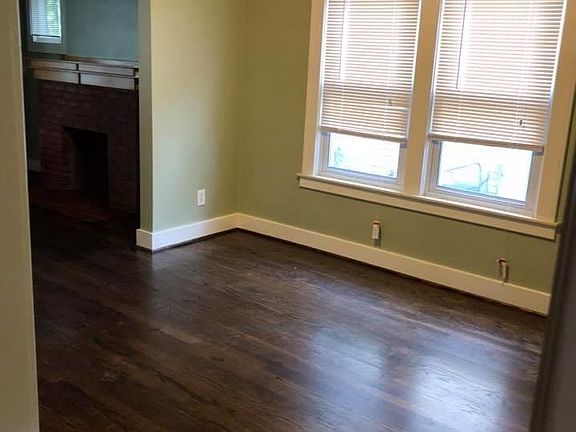 Spacious Dining Room