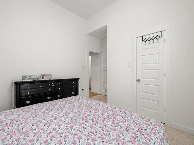 6722 Waxbill Rd — Photo 35