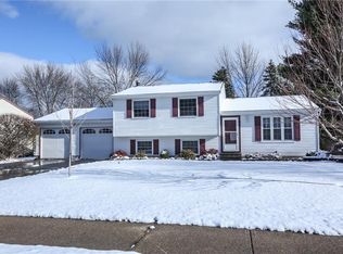 96 Stoney Path Ln, Rochester, NY 14626