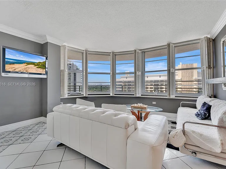 5555 Collins Ave #16A — Photo 6