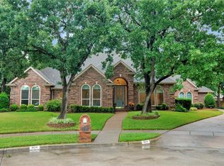 804 Holly Ridge Ct, Keller, TX 76248