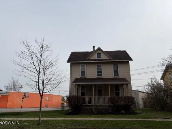 376 E Perry St, Tiffin, OH 44883