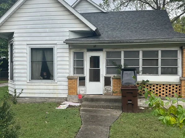 17 N Gum St, North Vernon, IN 47265