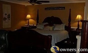 Master bedrrom approx 17X21