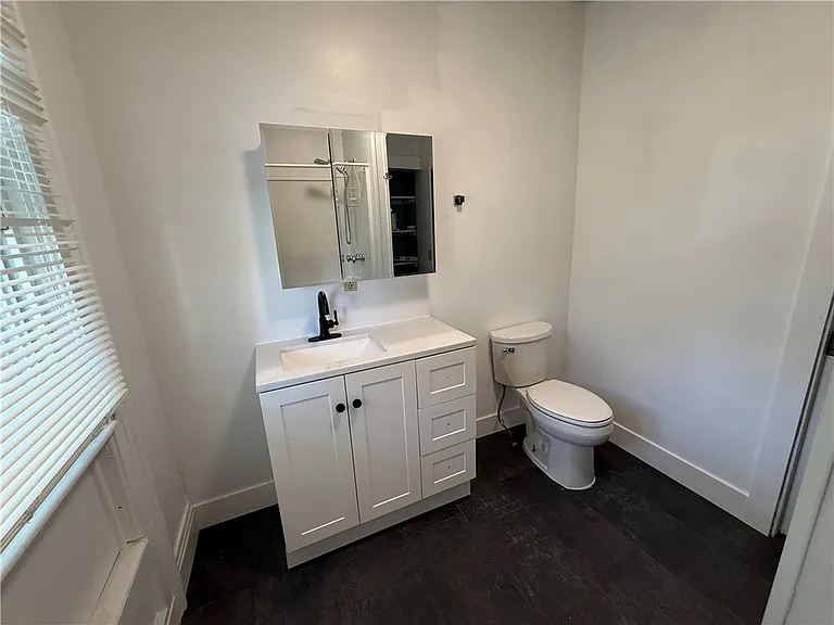 31 Cedar St — Photo 7