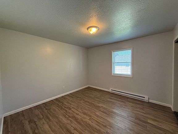 5th image of 1104 N Walnut St #5