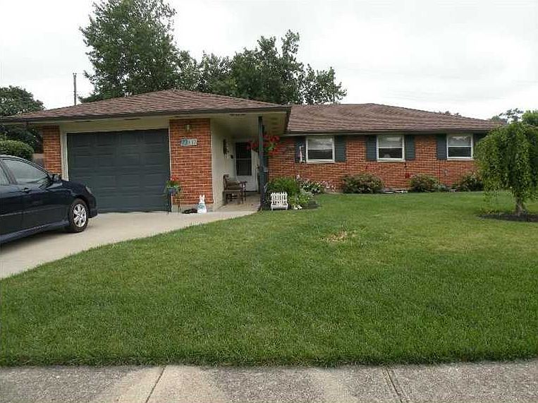 1st image of 113 Silverstone Dr
