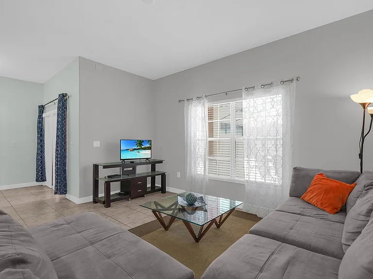 2935 Buccaneer Palm Rd — Photo 6