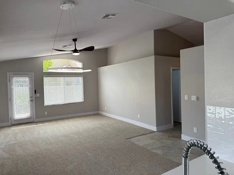 7873 Bridgefield Ln — Photo 8