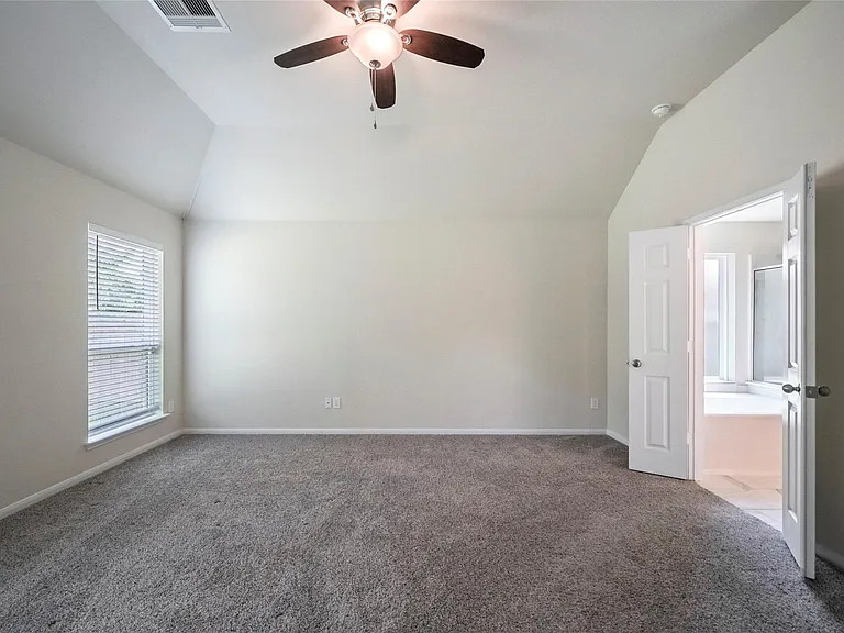 3227 Fairhaven Ln — Photo 19