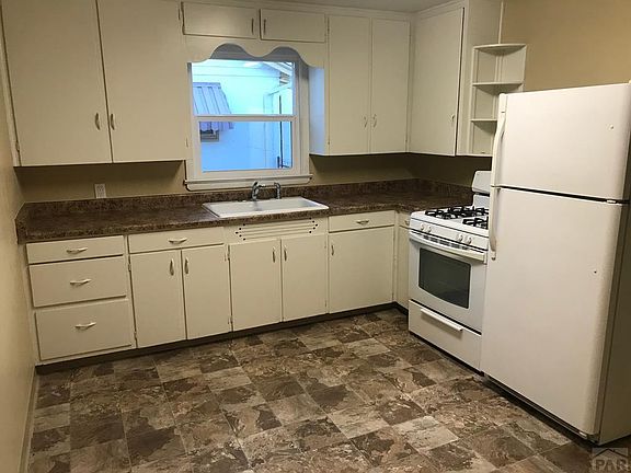 2nd image of 1004 E 5th St