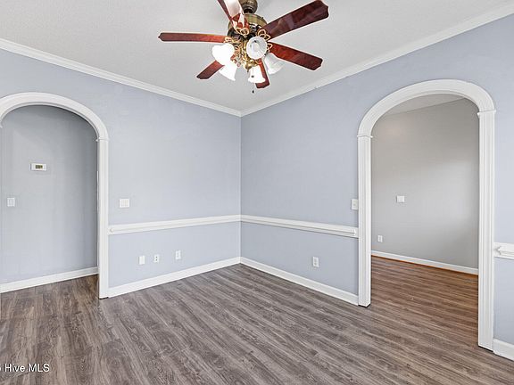 4th image of 10104 Bedrock Circle SE