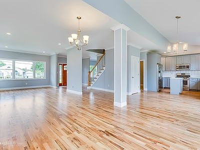 5th image of 21 Ocean Ave