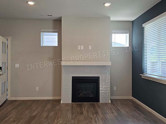 4th image of 4145 S Waters Edge Way