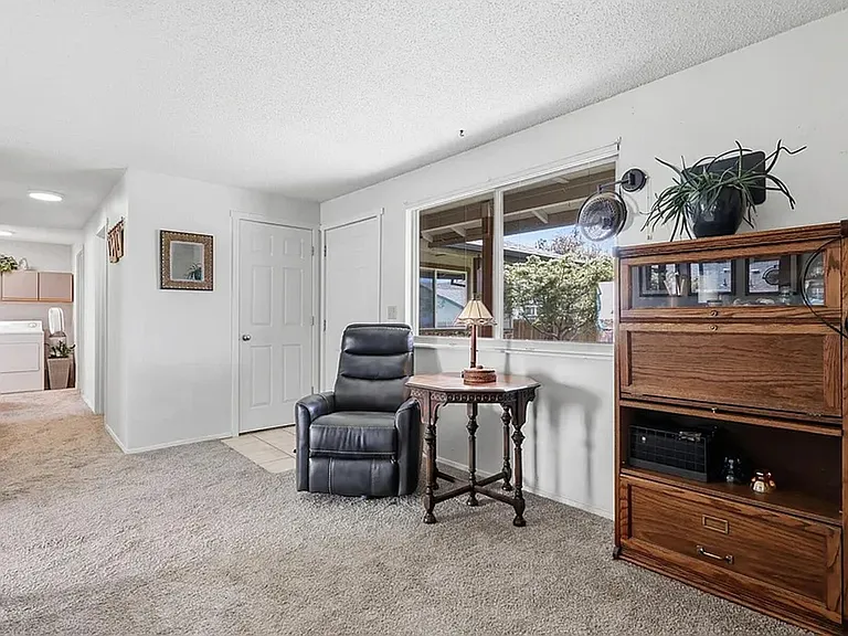 149- 1735, 1737 NE Wichita Way — Photo 40
