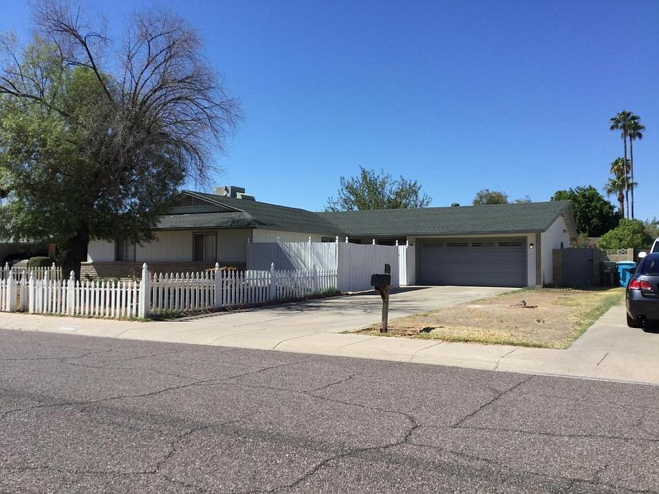 2nd image of 13624 N 21st Dr