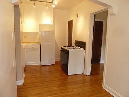 5th image of 1425 E 13th Ave #Z