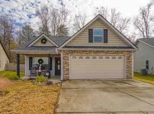 359 Aniken Cir, Boiling Springs, SC 29316