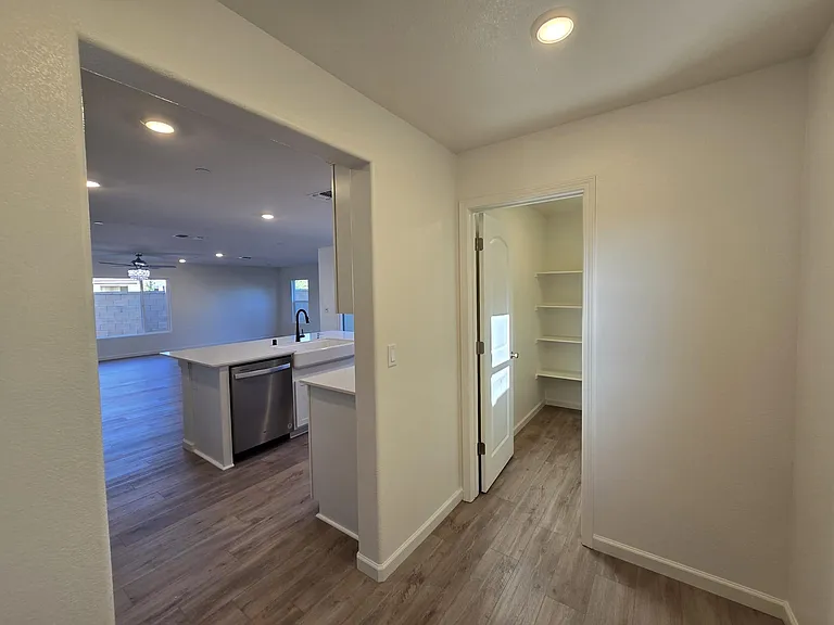 6701 E Nevada Ave — Photo 12