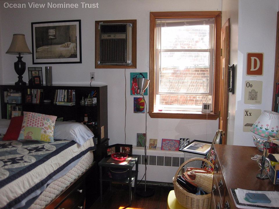 2nd image of 40 Sheafe St #33