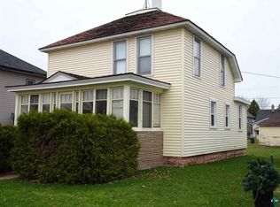 614 12th Ave W, Ashland, WI 54806