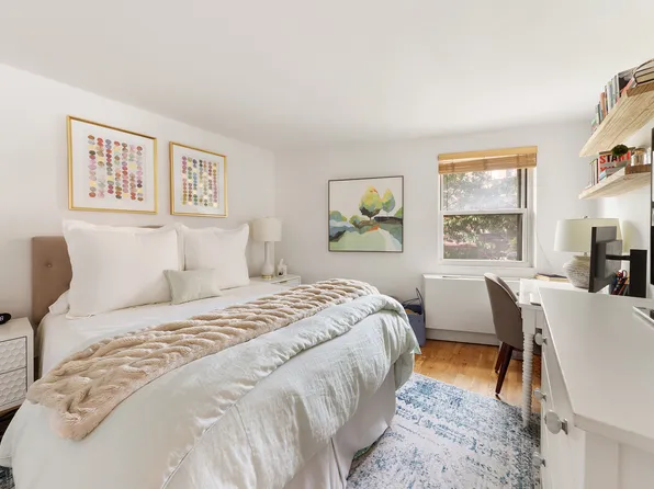 350 West 14th Street image 3 of 5