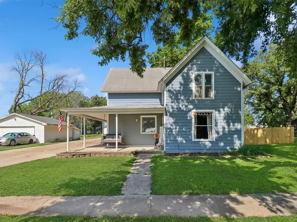 206 S 1st St, Panora, IA 50216