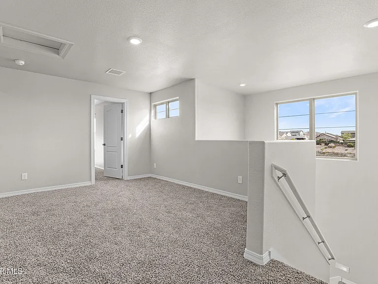 7437 Schweitz Ct — Photo 5
