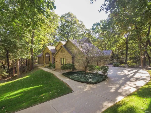 811 Deerwood Rdg, Lafayette, IN 47905