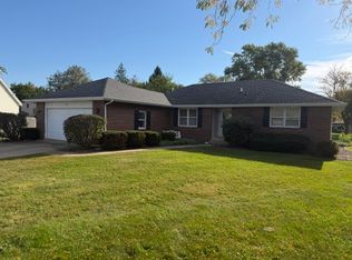 690 E Vicksburg Ct, Bourbonnais, IL 60914