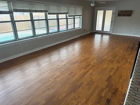 2401 NW Atlanta Ave Photo 1