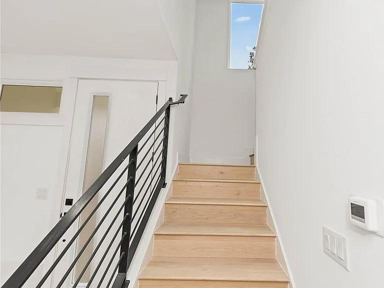 3321 Hemlock Ave #2 — Photo 19