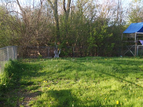 2nd image of 1824 Whitney Dr
