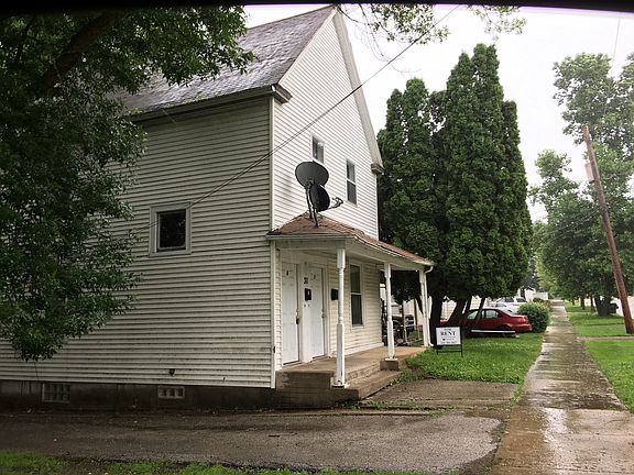 2nd image of 311 Oak St #2