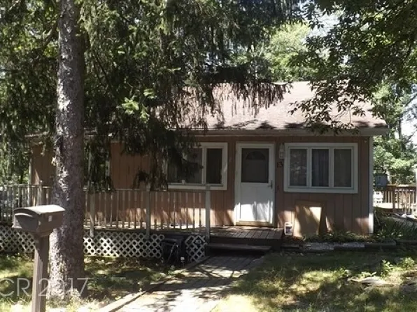 13 Audubon Rd, Hewitt, NJ 07421