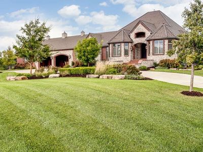 2126 N Keeneland Cir, Wichita, KS, 67206