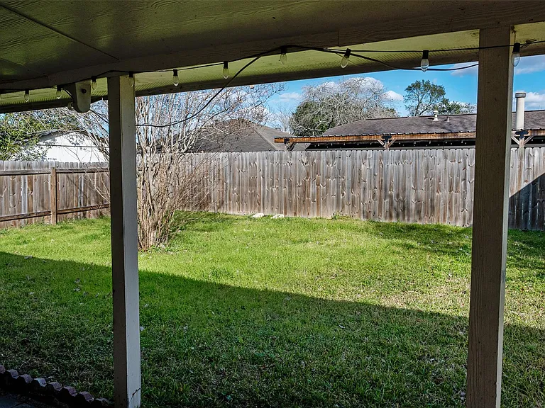 2022 Crosscoach Ln — Photo 32