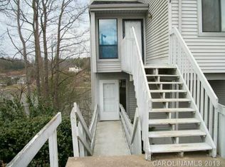 1050 21st Ave NW, Hickory, NC 28601
