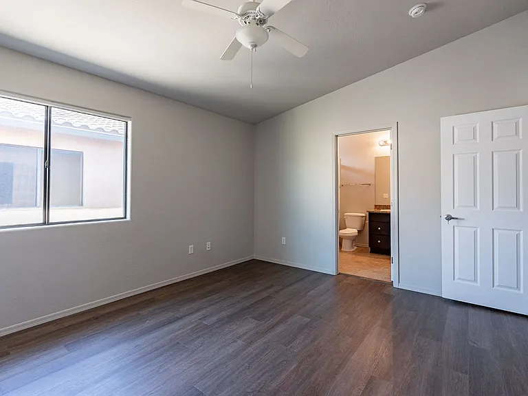 The Compound — Photo 11