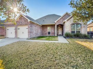 1026 Chandler St, Kennedale, TX 76060