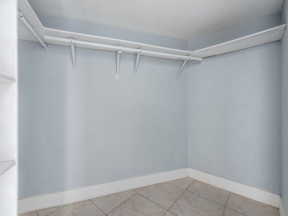 5th image of 3475 N Country Club Dr #1-705
