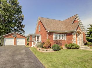 8111 N State Route 159, Moro, IL 62067