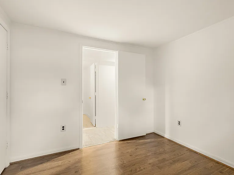 1318 Round Oak Ct — Photo 50