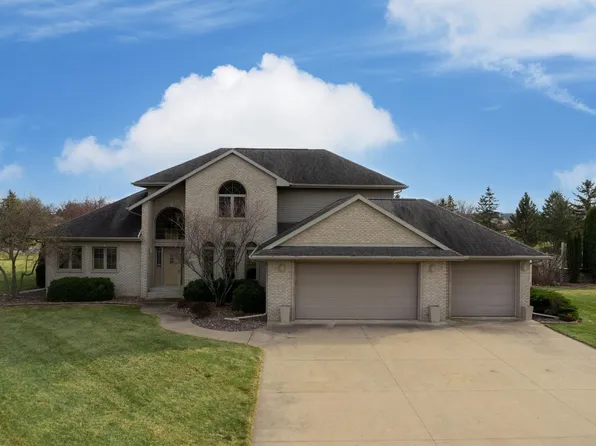 6410 Breeze St, Winneconne, WI 54986