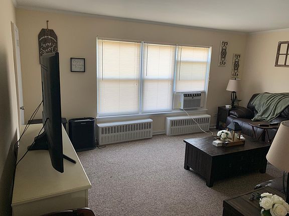 5th image of 21920 43rd Ave