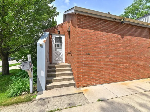 2517 Ashland AVENUE, Racine, WI 53403