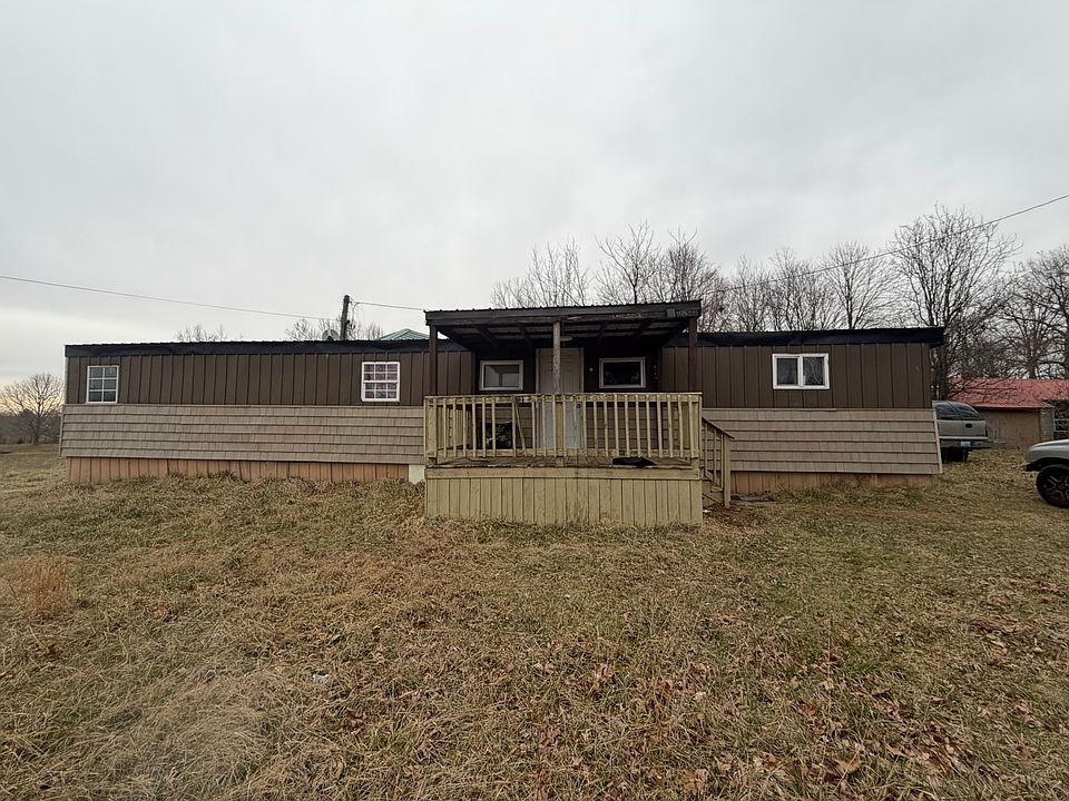 1st image of 180 Lake Dr
