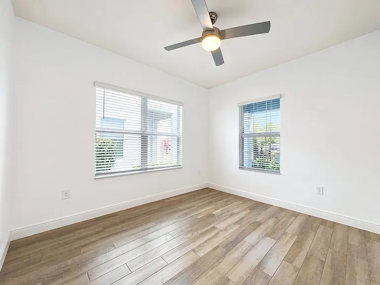 2295 Marquesa Cir — Photo 13