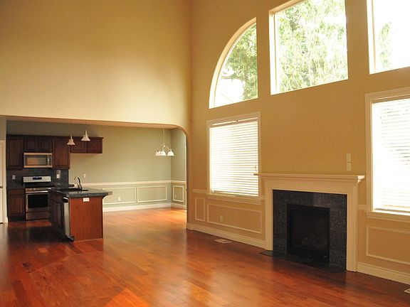 4th image of 12712 NE 11th Pl #5033603456
